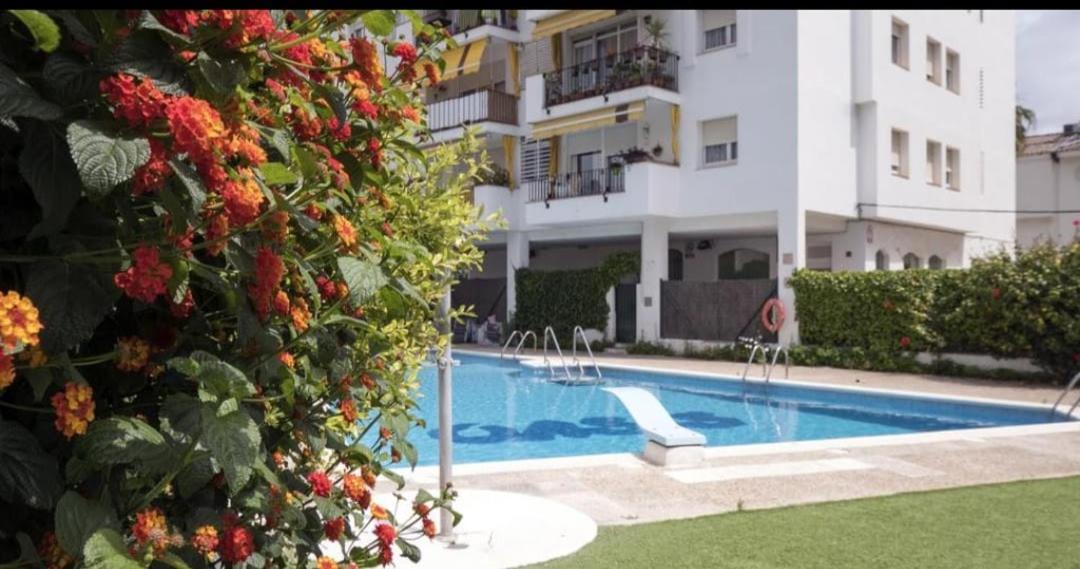Апартаменти Sitges Oasis Екстер'єр фото
